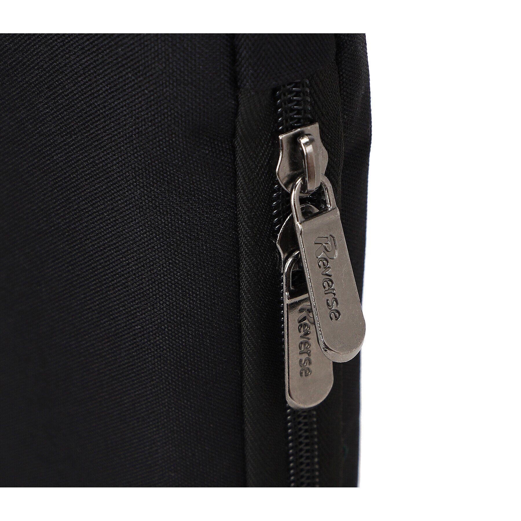 Geanta laptop Reverse, 15.6", material Codura 9000, impermeabila, dimensiuni 40x30x5cm