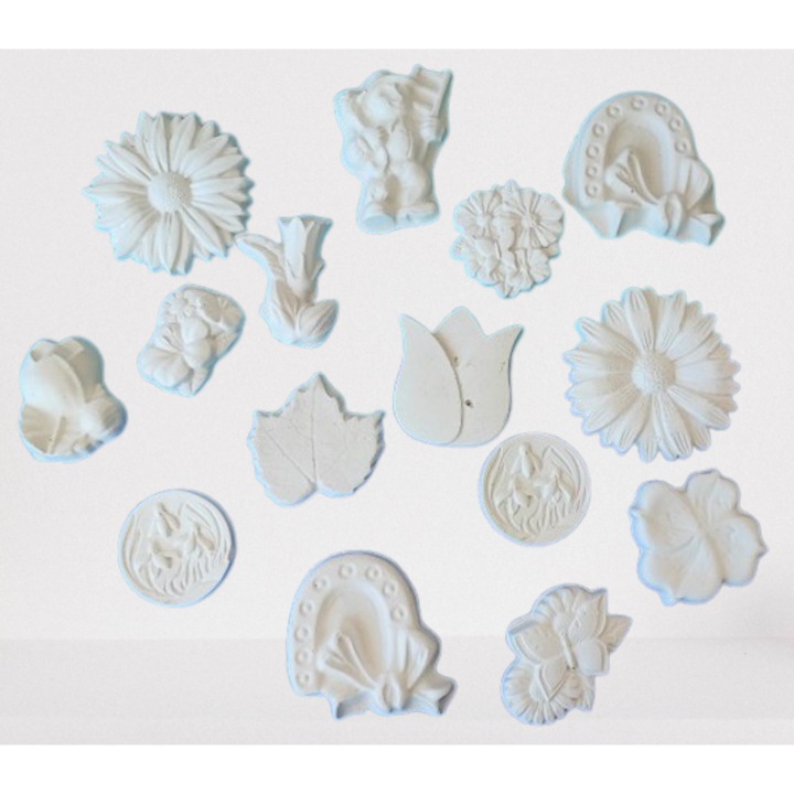 Комплект от 15 гипсови фигурки, Пролетни цветя, Бяло