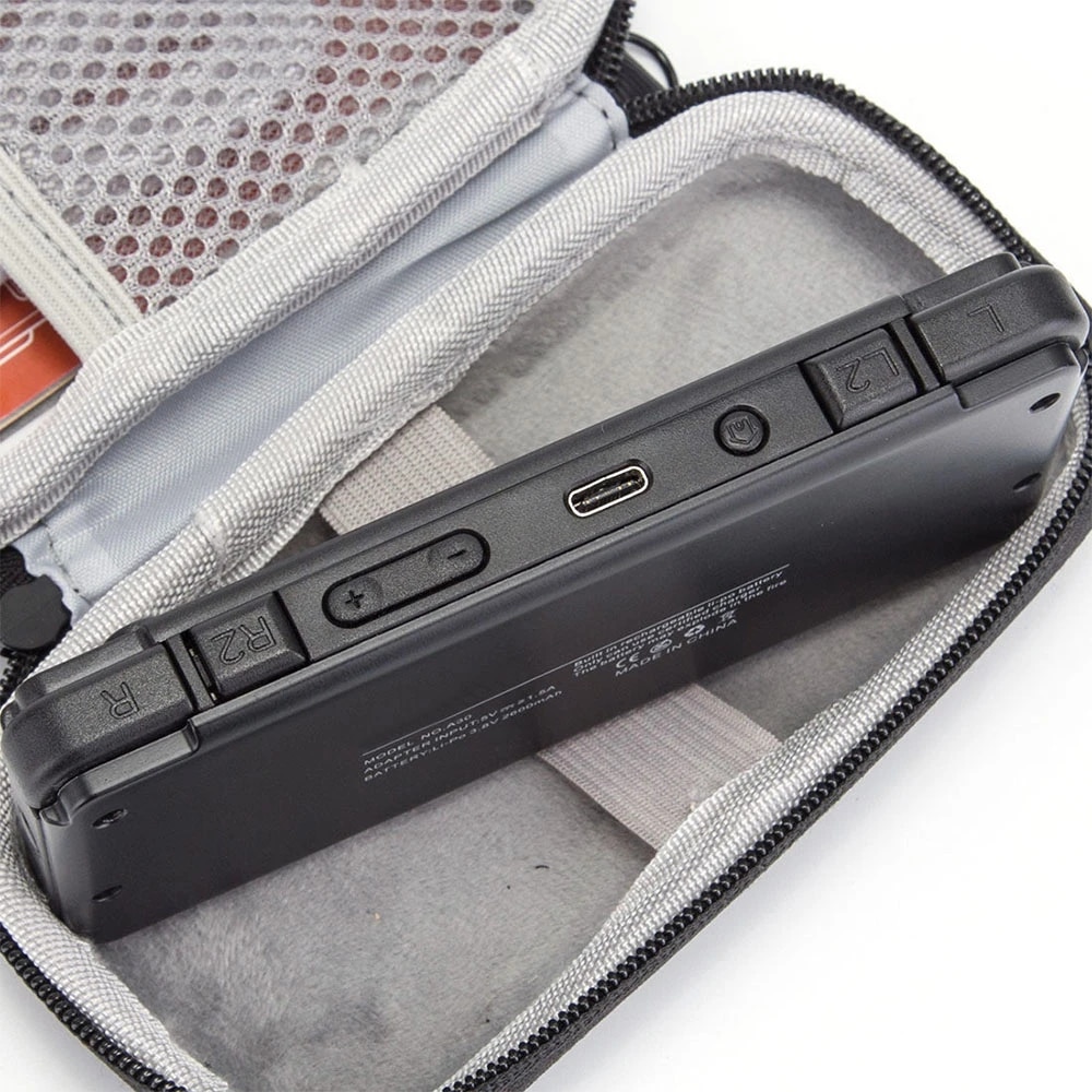 Consola retro portabila Miyoo A30 cu jocuri incluse, 4-core 1.5GHz, 512MB, IPS LCD 2.8" 640x480, 2600mAh, negru