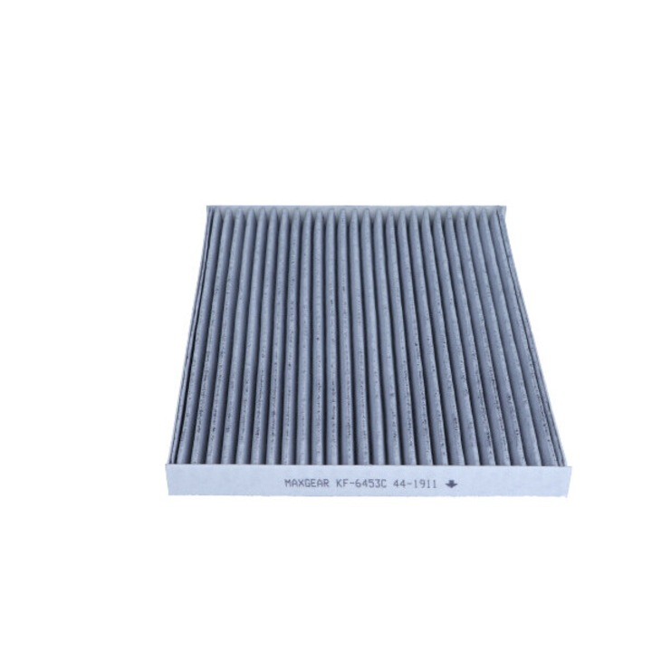 Maxgear kabinszűrő Hyundai IX35 10-/Sportage 10-/Tucson 06- aktív szénnel