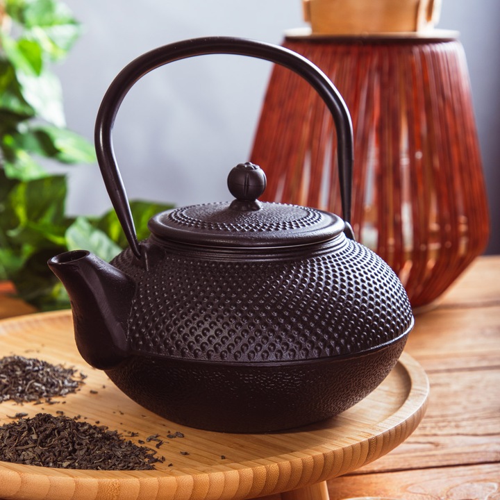 Чайник ANDREAS черна чугунена кана за чай кана 1.5л HOMLA