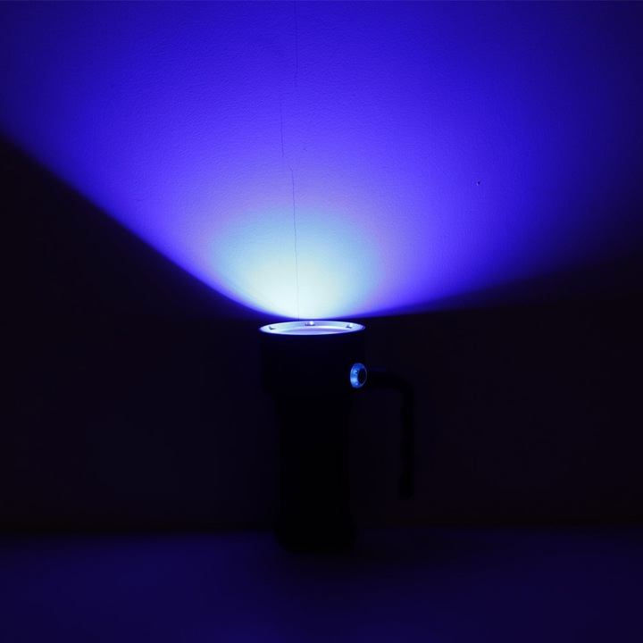 LED фенер за гмуркане от алуминиева сплав, водоустойчив, ъгъл на лъча 120°, дълбочина 80 м, 4 режима на осветление, черен