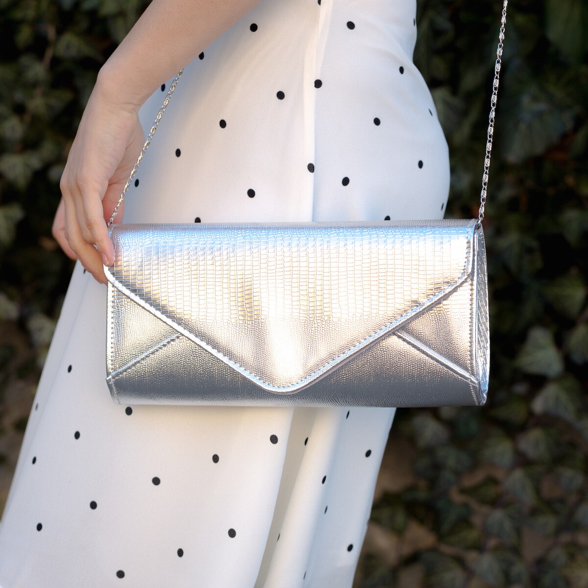 Plic de ocazie argintiu din piele ecologica