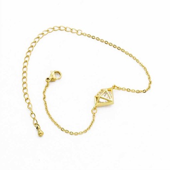 Bratara de mana de dama pentru femei fete iubita reglabila cu pandantiv medalion tip Charm diamant piatra cristal tip Zirconiu din aliaj Gold Auriu (Ambalaj CADOU CUTIE) Bratara de mana de dama pentru femei fete iubita reglabila cu pandantiv medalion tip Charm diamant piatra cristal tip Zirconiu din aliaj Gold Auriu (Ambalaj CADOU CUTIE)