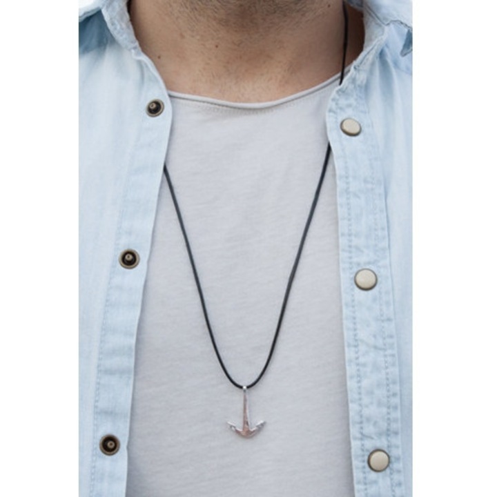 Állítható láncos nyaklánc viaszzsinórral, ezüst ötvözetű horgony medállal, ezüst színű
