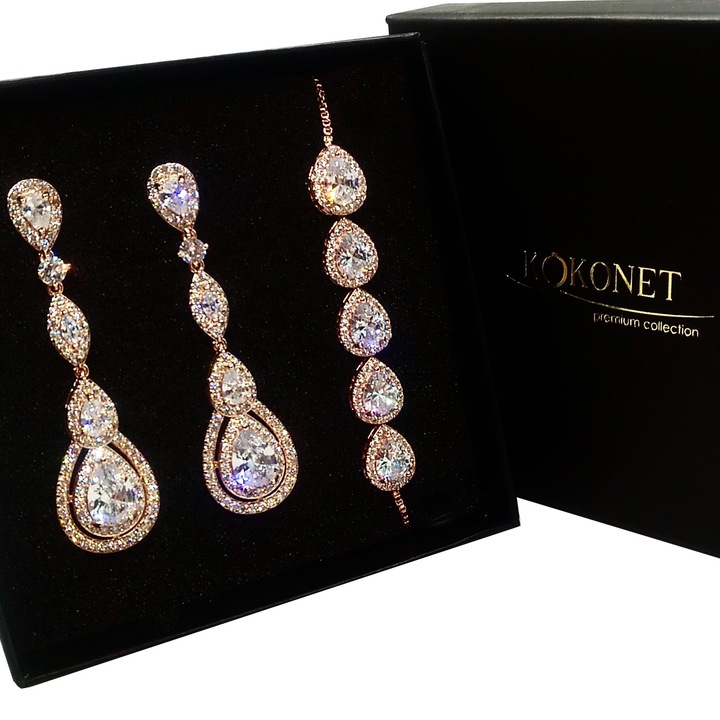 Set de bijuterii din aur roz Cercei decorativi LONG bratara