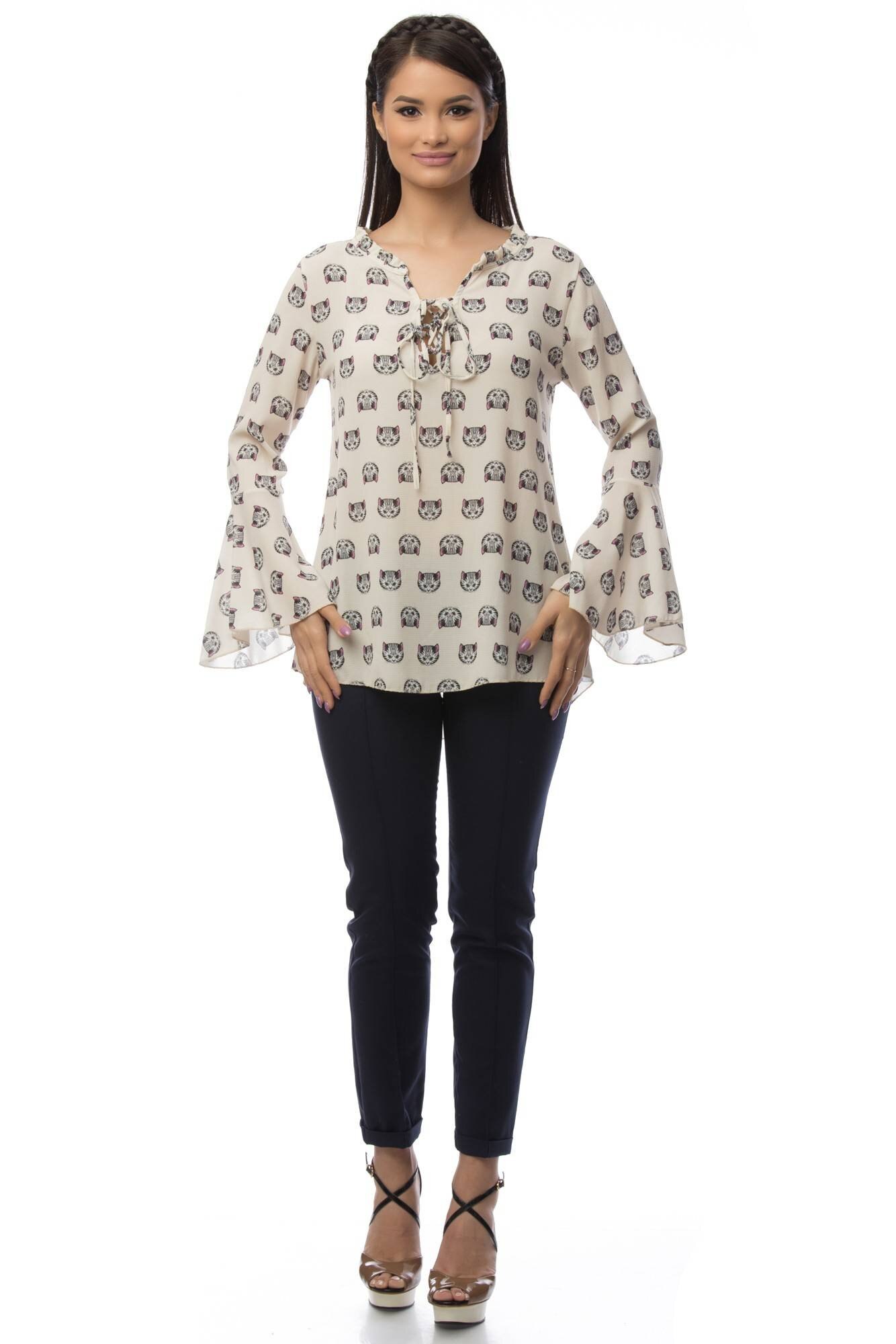 Bluza crem, ROH, cu imprimeu pisicute, M