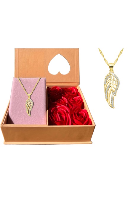 Colier de aur pentru dama, cutie cu aripa + trandafiri, argint placat cu aur