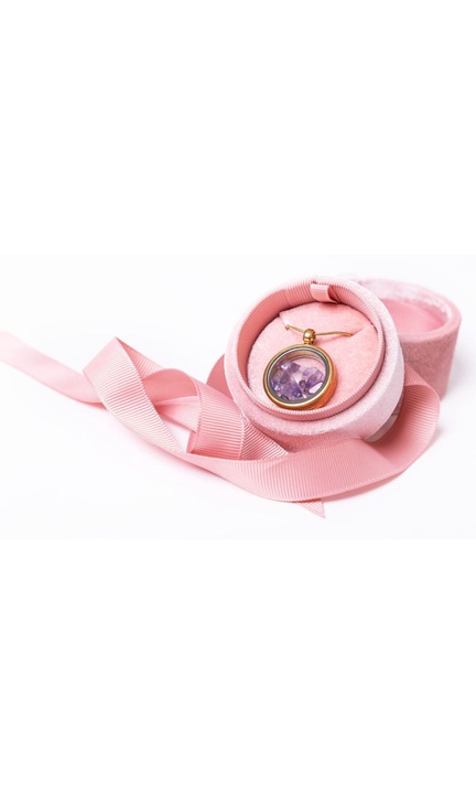 Colier de culoare aurie, pentant cu ametist, cutie bijuterie ambalaj, Mrs. Smart, auriu
