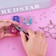 Set 100 de brelocuri cu lanturi si bucle deschise, SINBINTA, Suprafata este neteda si fara bavuri, Sigura si durabila, Usor de dezasamblat, Pentru a tine chei, pandantive, accesorii, artizanat, papusi, jucarii, snururi, Fier, 25x60mm, Argintiu