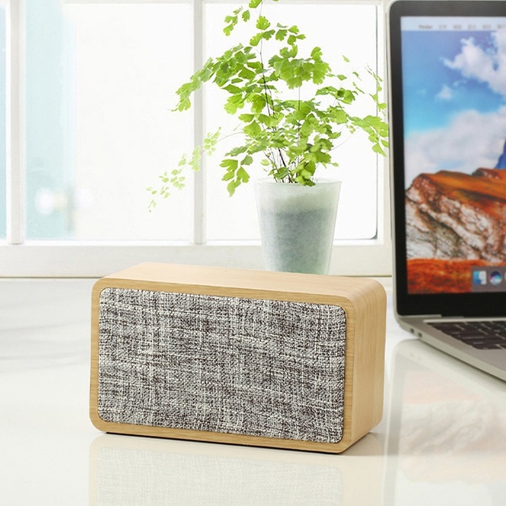 Boxa portabila Q2 A+ Double Speaker din Lemn, Bluetooth 5.0, Autonomie lunga, Radio FM, Galben