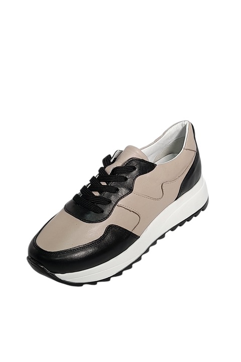 Спортни обувки Missmama