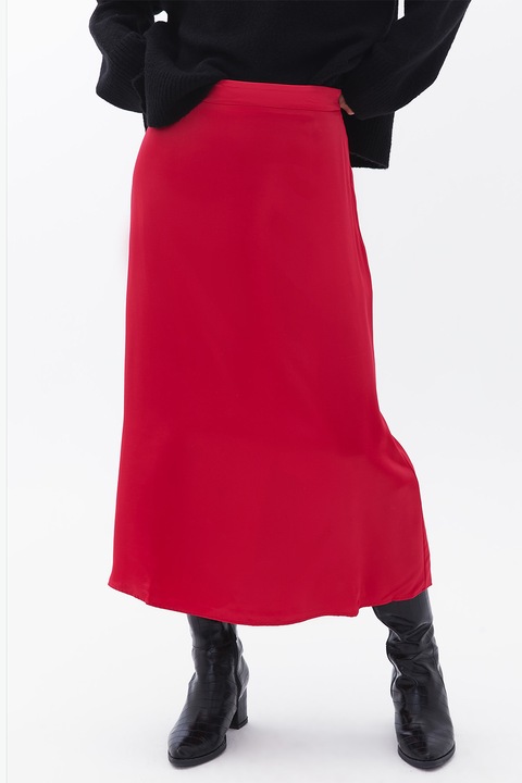 OXXO, Fusta lunga evazata, Rosu