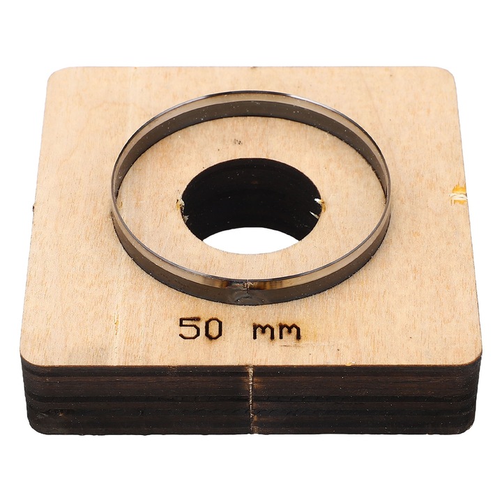 Kerek forma vágáshoz, 50mm, ötvözött acélból és nyírfából