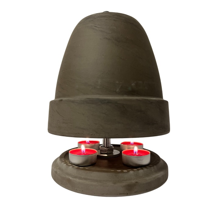 Lampa termica din teracota si otel galvanizat, model rustic, dimensiune 18x18x25cm, diametru 18cm, greutate 1.5kg, 12 lumanari incluse, culoare verde