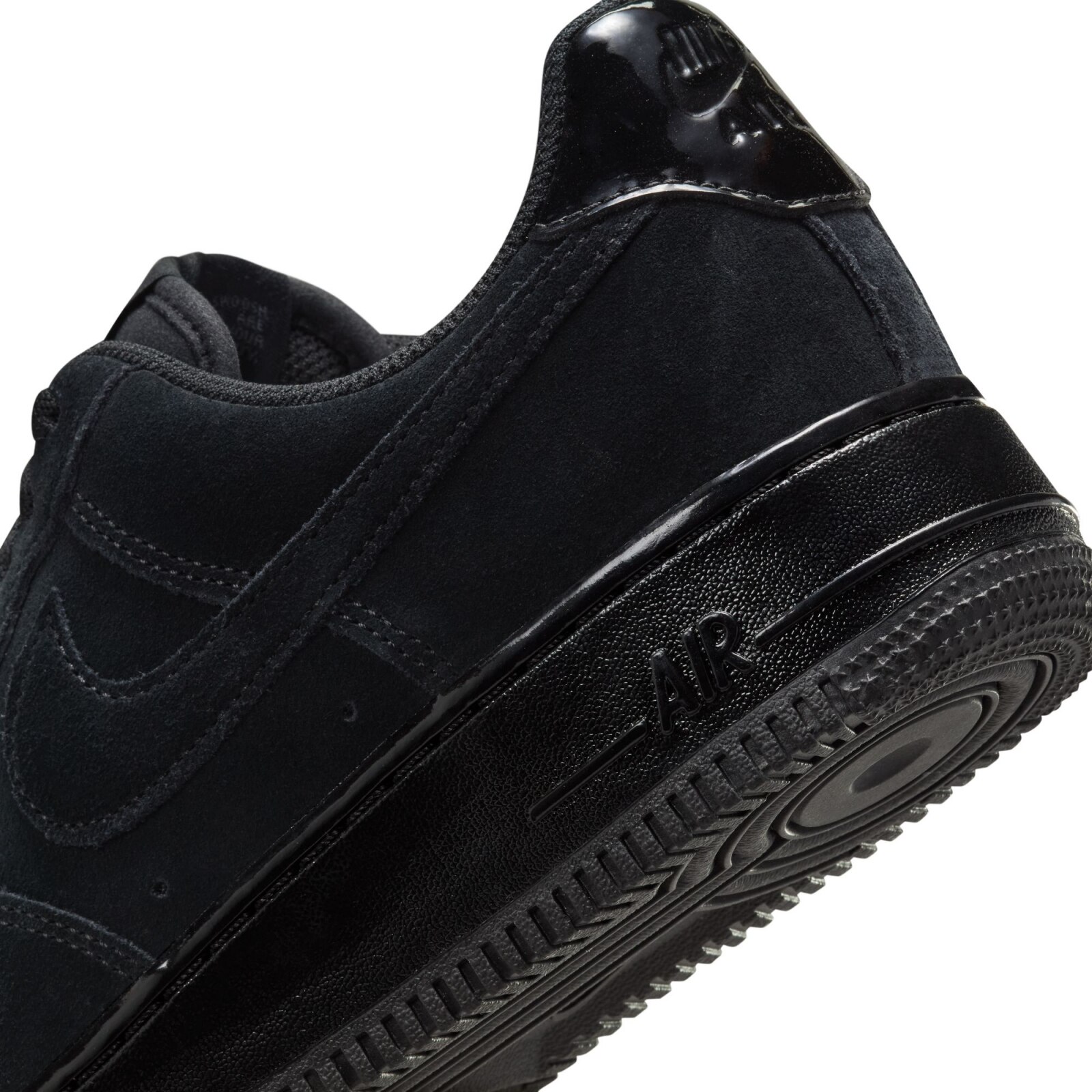 black nike air force 1 footlocker