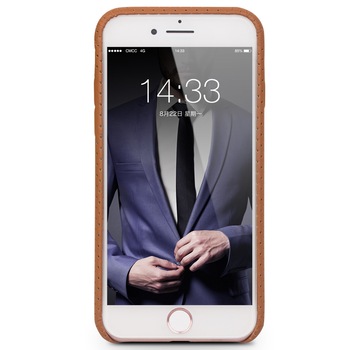 Husa piele naturala perforata iPhone 7 Plus, Qialino, Maro deschis Husa piele naturala perforata iPhone 7 Plus, Qialino, Maro deschis