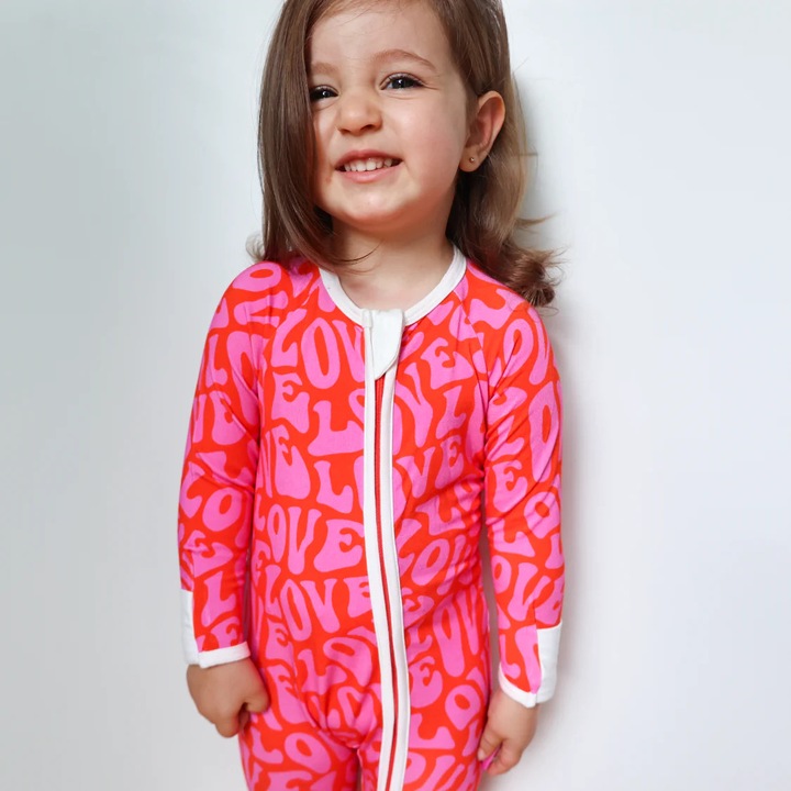 Pijamale lungi din bambus cu fermoar reversibil, ZIPSTER - Groovy Love, Roz aprins, pentru fetite, Roz