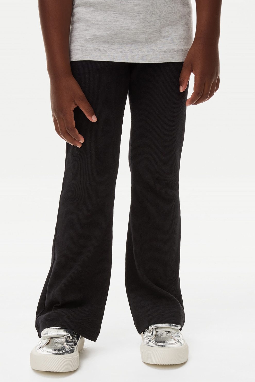 Marks & Spencer, Pantaloni striati cu croiala evazata, Negru, 90-98 CM
