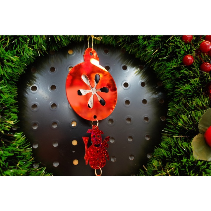 Ornament brad, Southern Sky, Rotund, Om de zapada, Rosu, Lucios, 10*28CM, Acril, Interior/ Exterior - calitate superioara