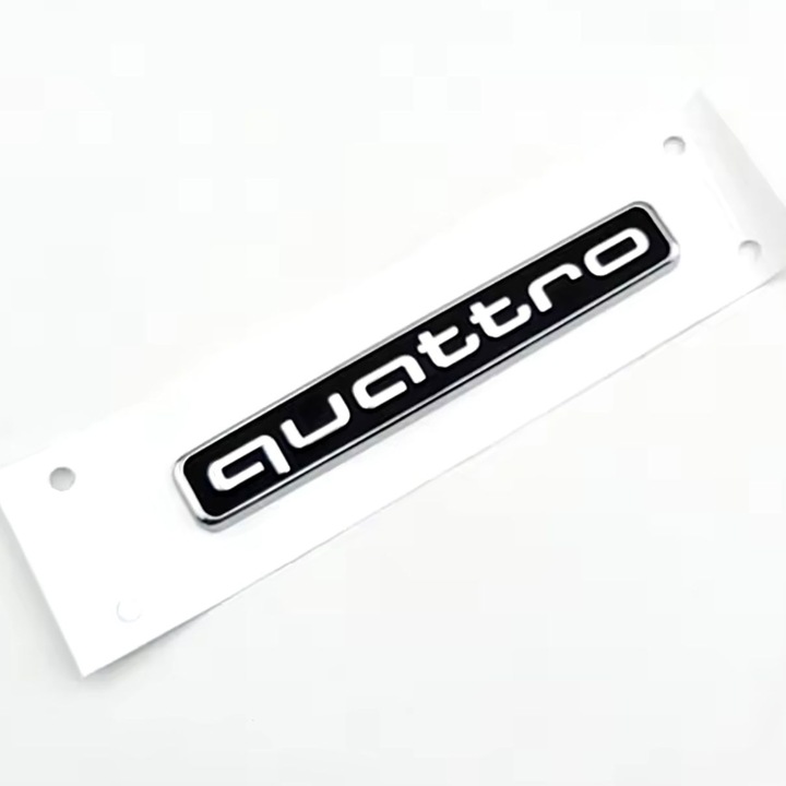 Audi Quattro embléma hátsó csomagtartó Fekete króm