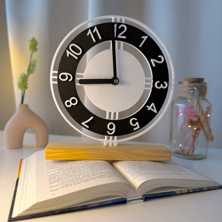 Ceas decorativ, Mecanism SILENTIOS, DECORADI®, Eco-friendly, Baza din Lemn Natural, Afisare cu cifre arabe, Design Abstract, Alb / Negru 22.5 cm – Cadou sau Ceas de camera decorativ cu design modern, Printat 3D din PLA (plastic biodegradabil)