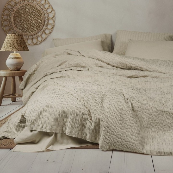 Lenjerie pat dublu cu model plisat, 240 x 260 cm, 6 piese, Cotton Box, Liny Sungai Bej