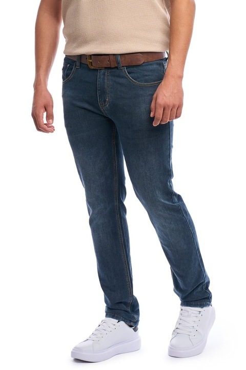 Blugi barbati gri antracit, cu croiala moderna si curea inclusa