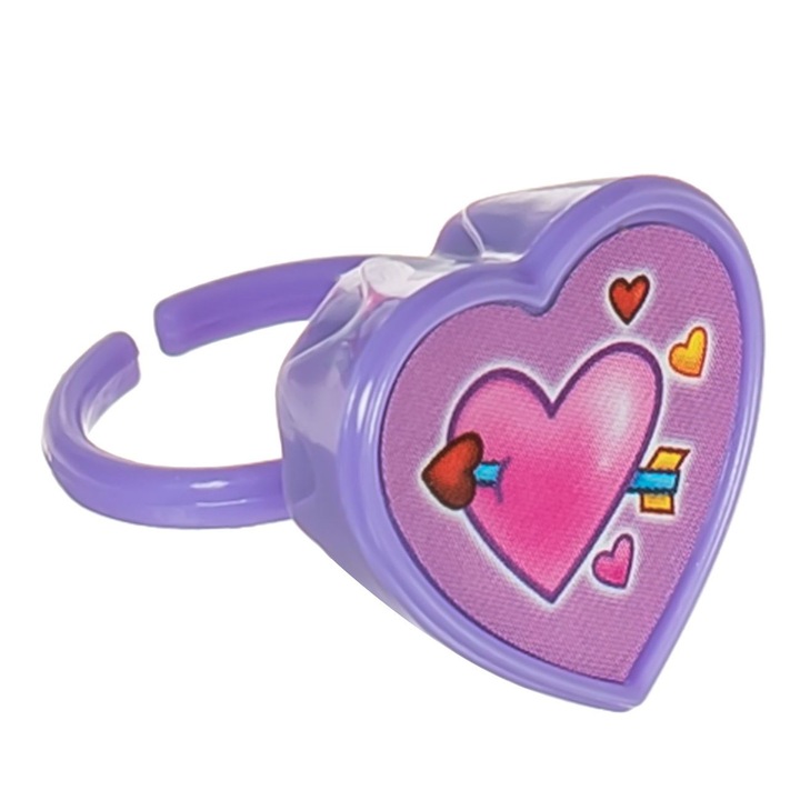 Цветен печат с пръстен във формата на сърце