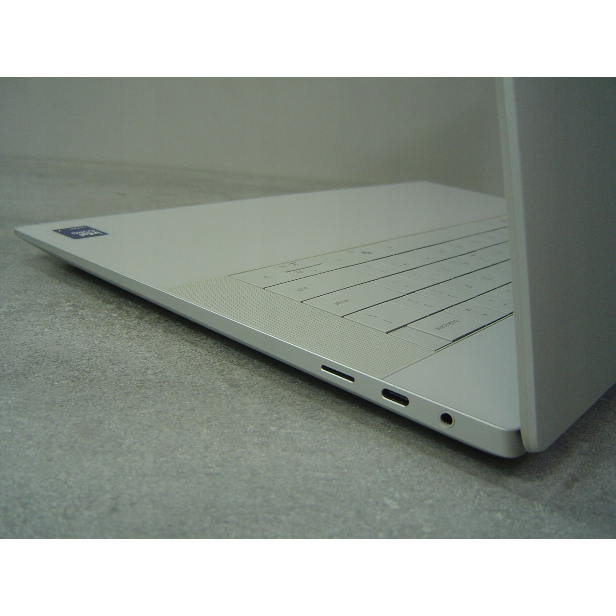 Laptop Dell XPS 16, Core Ultra 7 155H, 16GB RAM, 1TB SSD, 16,3" FHD+, 2,13 kg