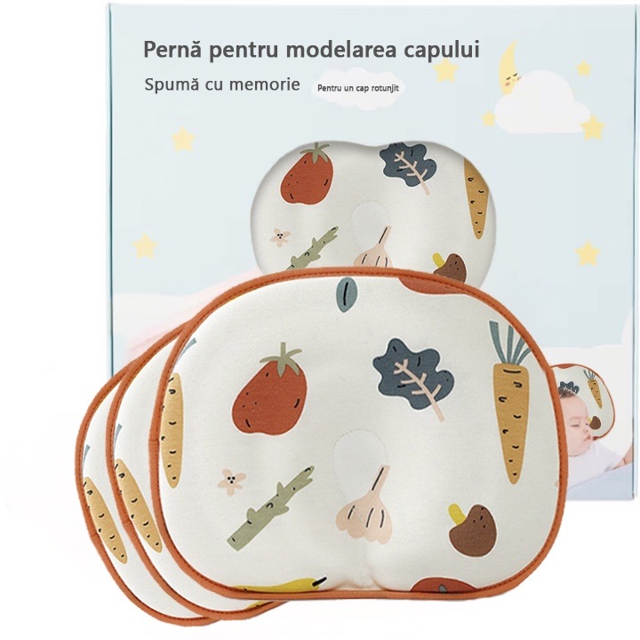 Babapárna, LittleDomi, 2 huzattal, fejformához illő plágiocephalia elleni védelemmel, memóriahab, szellőzőnyílások és barázdák, korrekciós, 100% pamut, levehető huzat, hipoallergén anyag, újszülötteknek ideális, 27,5x20cm, zöldségek