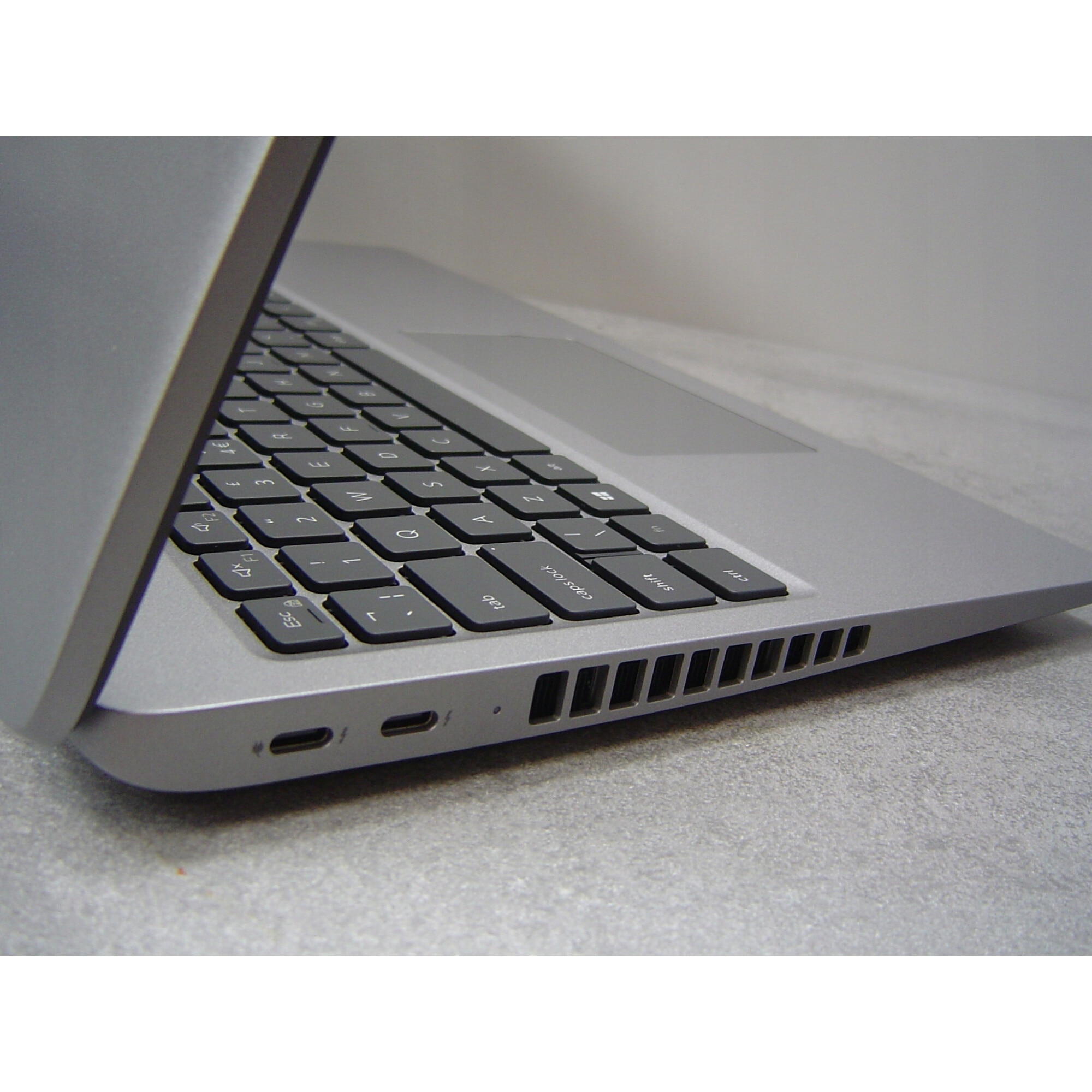 DELL Latitude i5 11世代 16GB SSD256GB 15.6 Dell Latitude 15.6