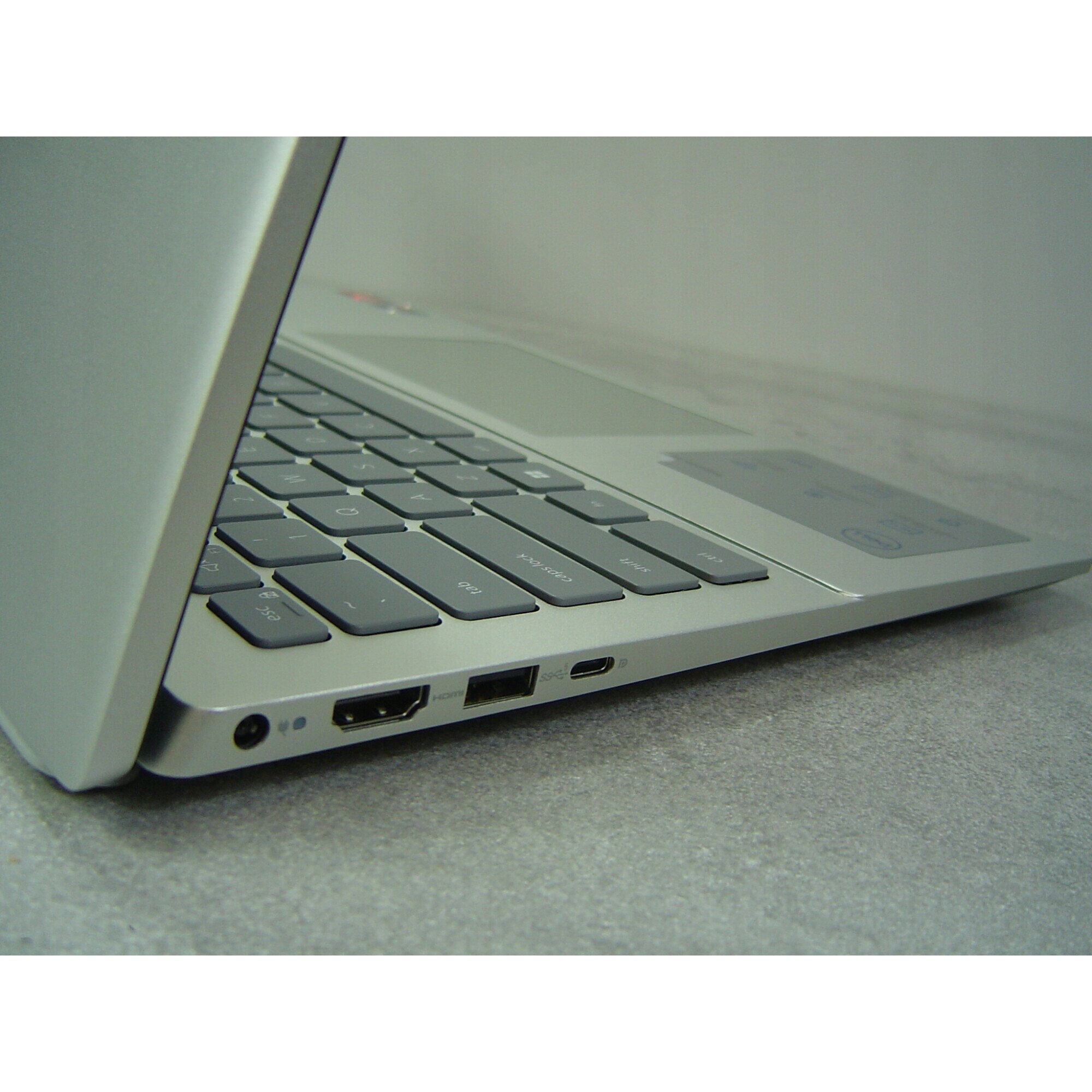 Laptop Dell Inspiron 14, AMD Ryzen 7 5825U, 32GB RAM, 512GB SSD