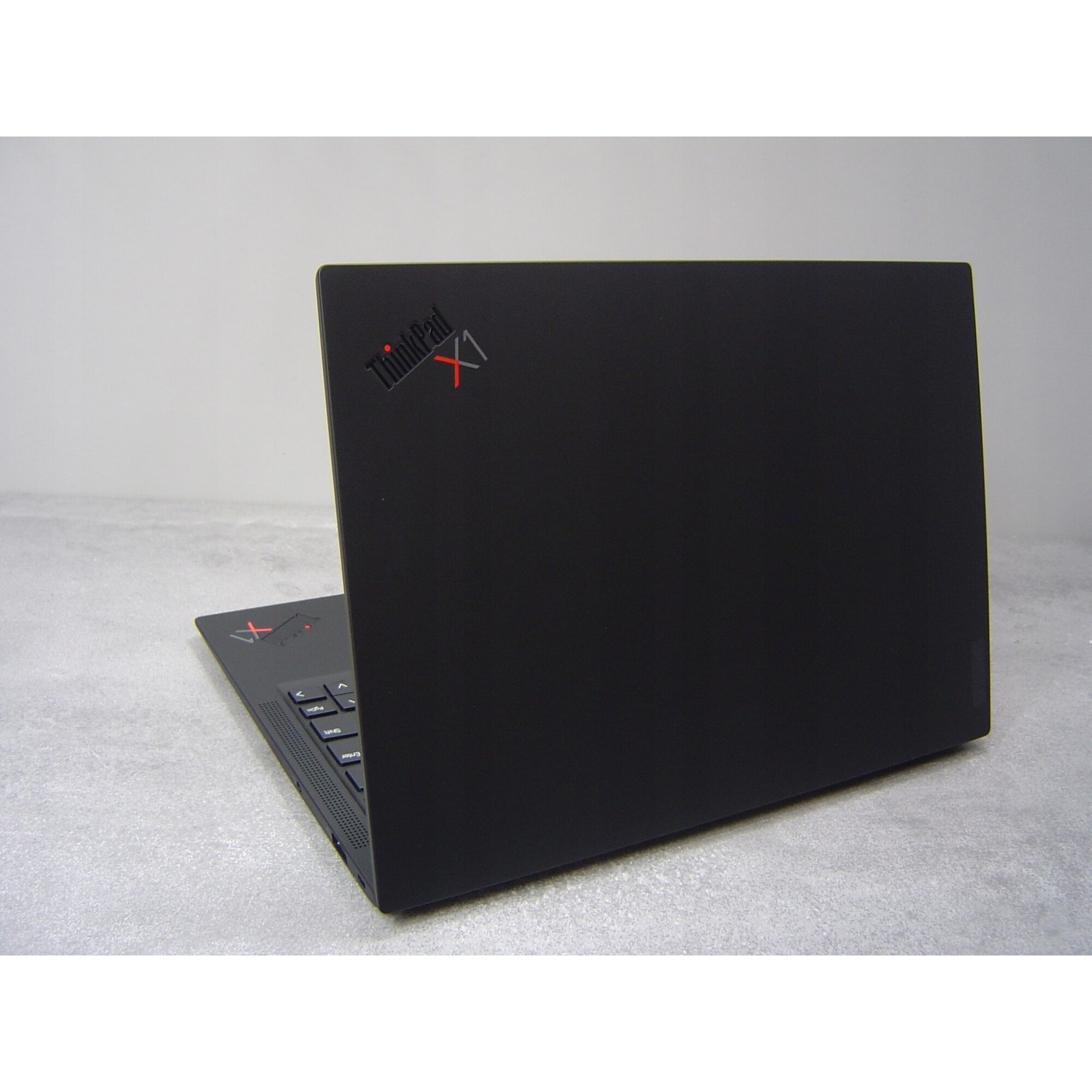 Laptop Lenovo X1 Carbon Gen 11, Intel Core i5-1335U, 16GB RAM