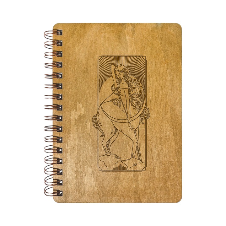 Agenda Nedatata Personalizata, Coperta Lemn Mesteacan cu Gravura, A5, 130 pagini, 70GSM, Calendar 2025, Colectia “Ilustratii Zodiac” - Sagetator