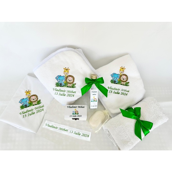 Trusou botez personalizat cu nume si data, brodat, 8 piese, Safari