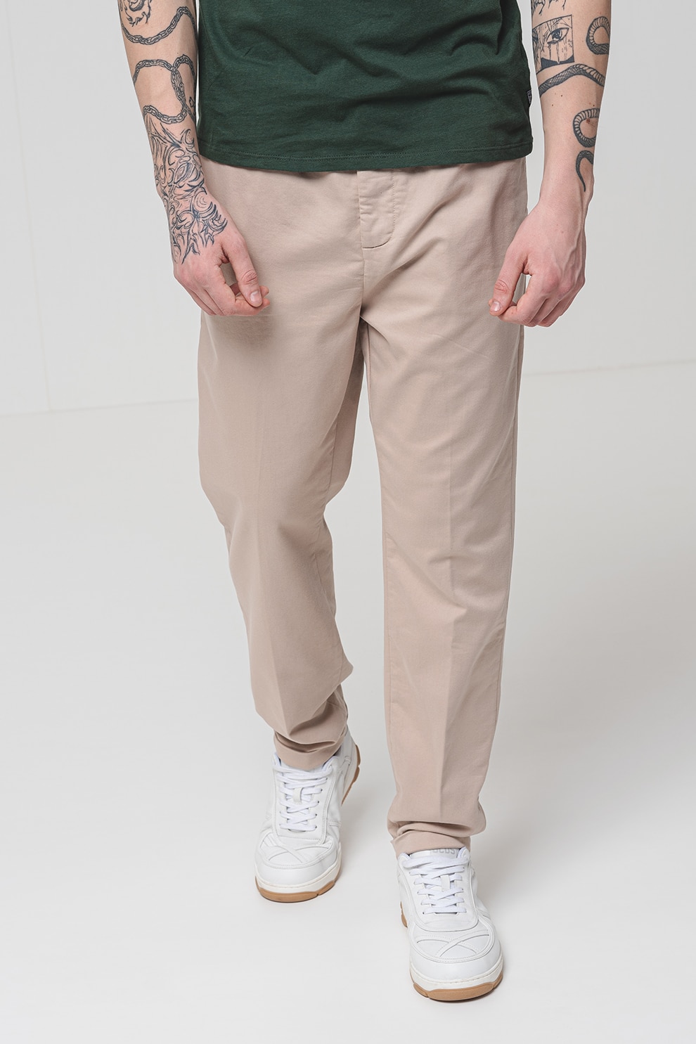 GUESS, Pantaloni uni cu talie medie, Maro nisip, W33-L30