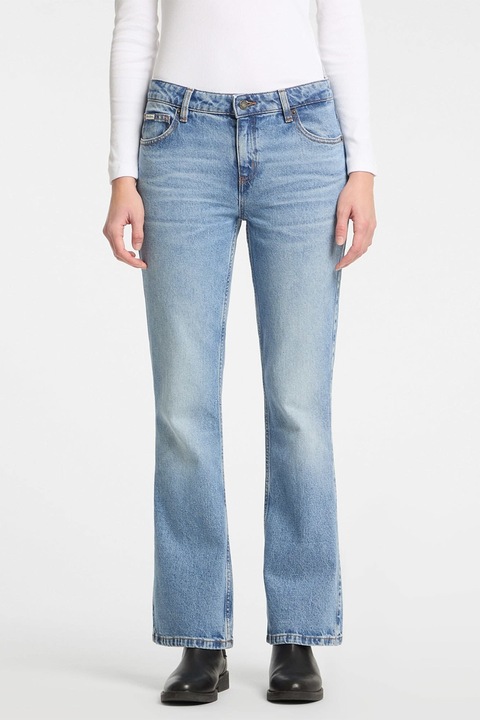 GUESS JEANS, Разкроени дънки с ниска талия, Светлосин