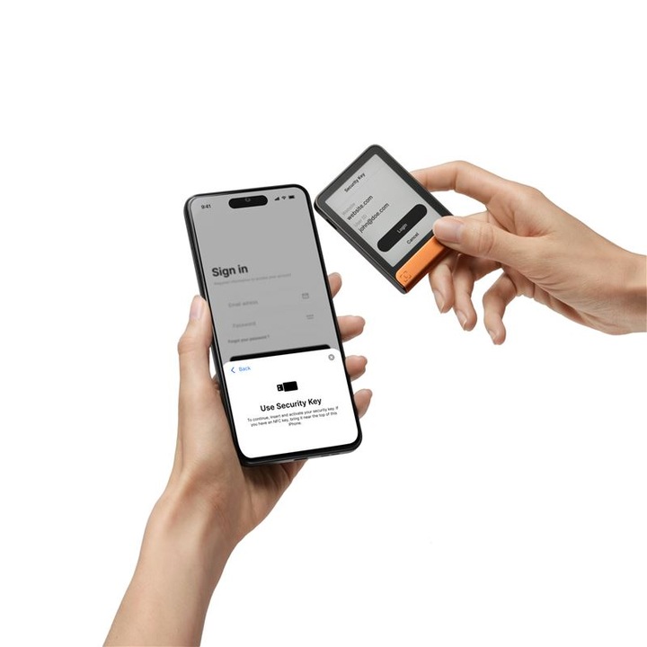 Ledger Flex Crypto elektronikus pénztárca, virtuális pénznemekhez Bitcoin, Ethereum, Solana, Cardano és mások, narancssárga