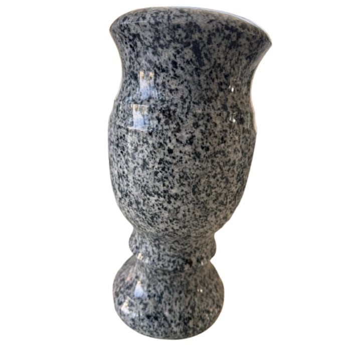 Vaza din granit gri potrivita pentru cimitir ornamentala sau pentru flori H 30 cm