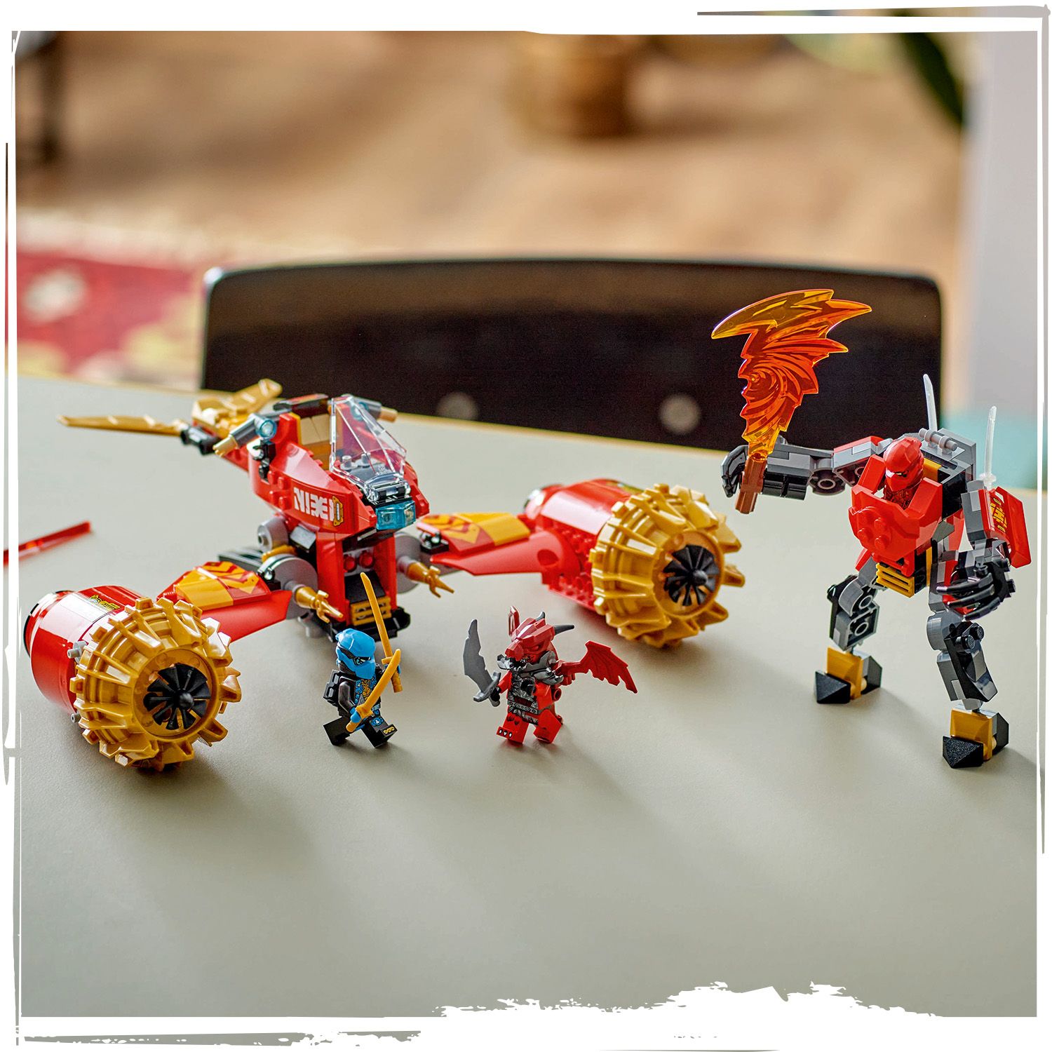 LEGO® Ninjago™ - Vehiculul-robot zburator al lui Kai 71830, 333 LEGO® Ninjago™ - Vehiculul-robot zburator al lui Kai 71830, 333