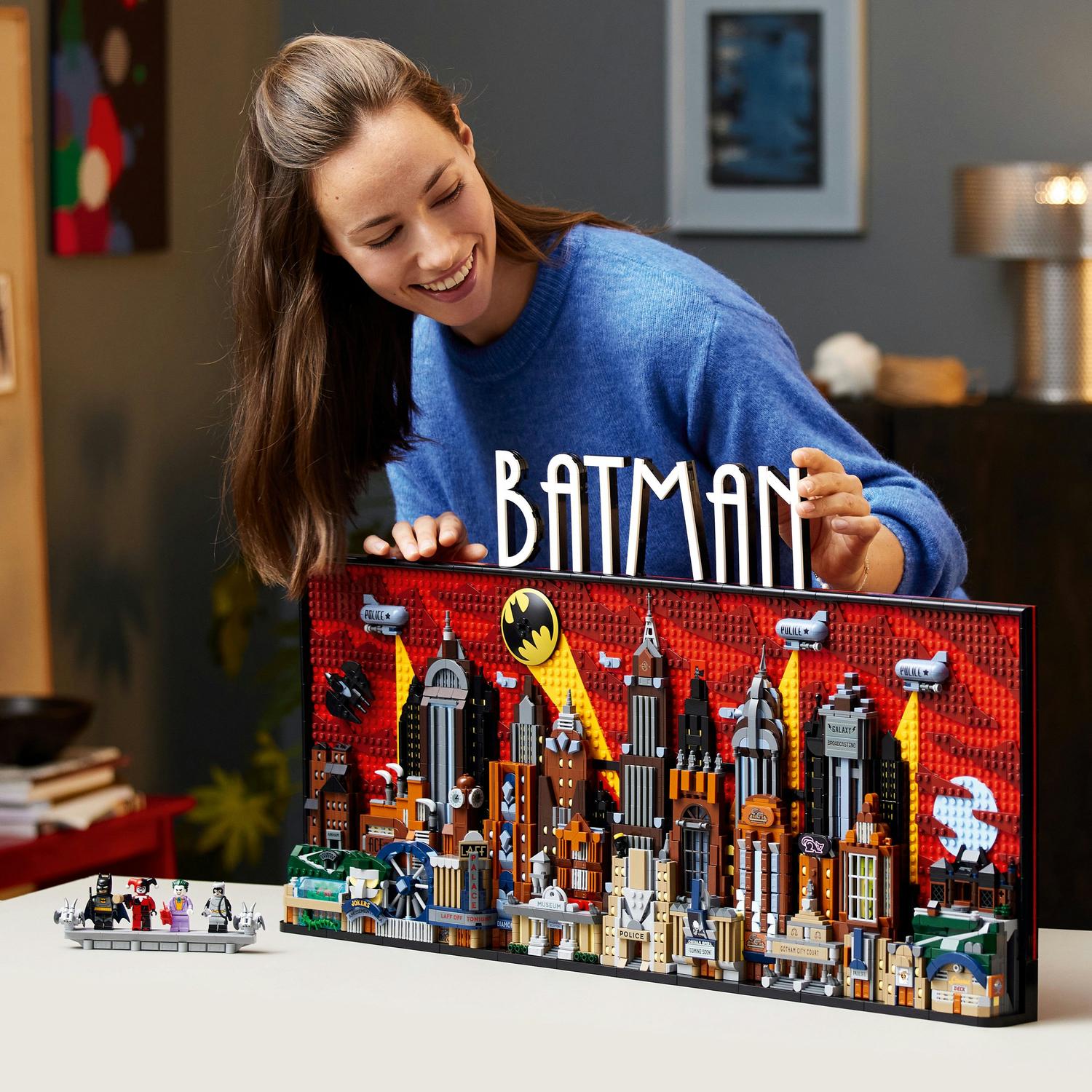 LEGO® DC Batman - The Animated Series Gotham City™ 76271, 4210