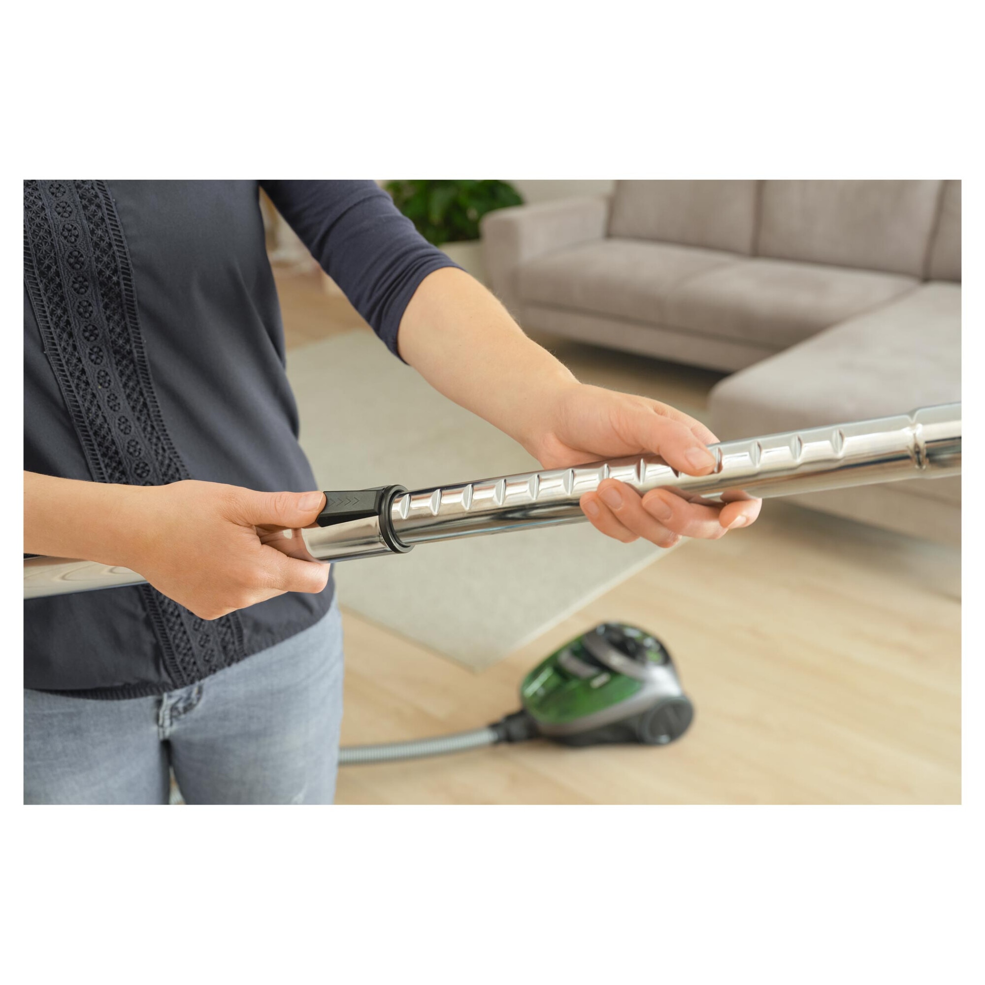 Aspirator fara sac Sencor SVC 1016GR 3AAA, 800 W, verde