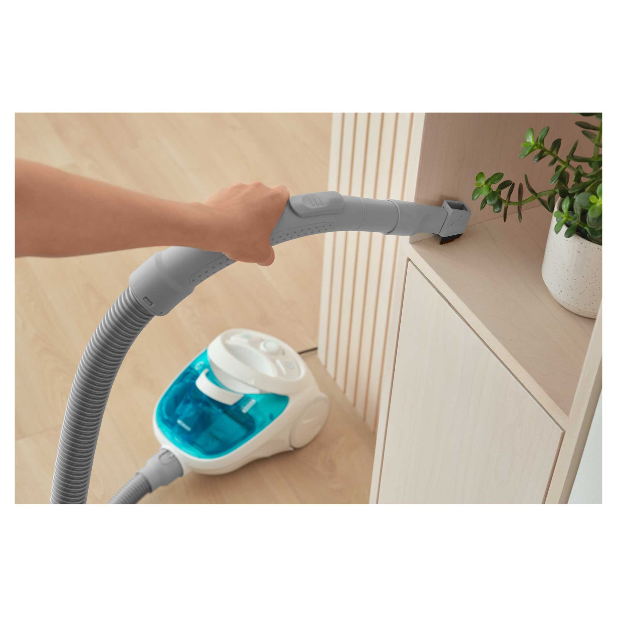 Aspirator fara sac, Sencor SVC 1015TQ 3AAA 800 W, alb, albastru