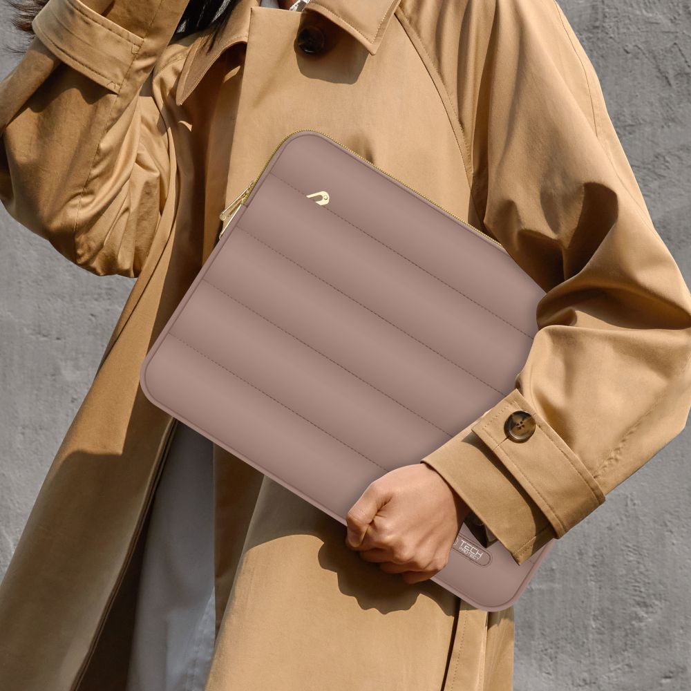 Set husa laptop 13/14 inch si husa pentru accesorii TECH-PROTECT Puffy Walnut