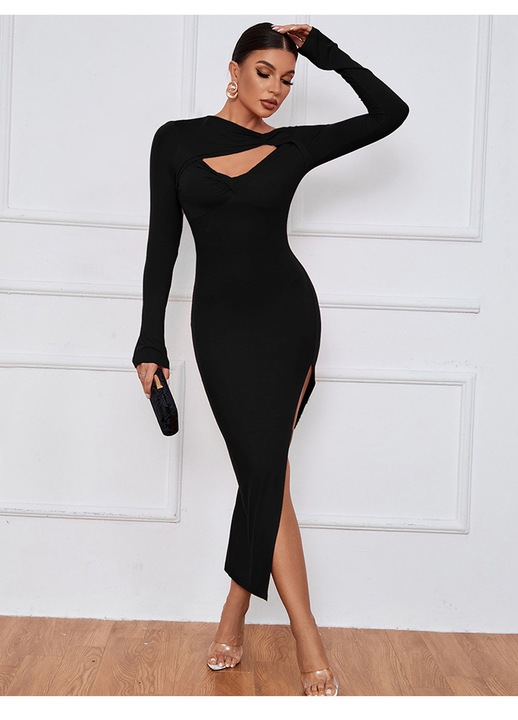 Jormftte hosszú, oldalt sliccelt, fekete, kötött estélyi ruha