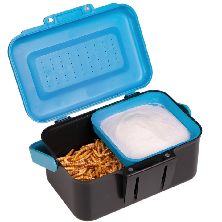 Kettős tartály élő eleséghez, Terrario Live Food Box, csipesz mellékelve, 13x9x7cm