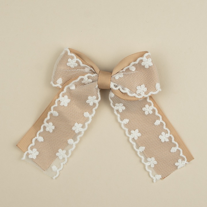 Agrafa pentru fetite cu dantela brodata, clama de par - Latte