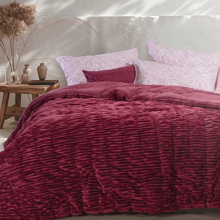 Takaró, Nef Nef, poliészter, 220 x 240 cm, bordó