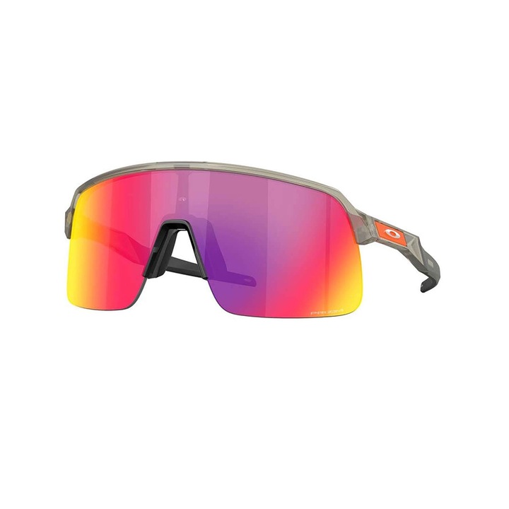 Oakley férfi napszemüveg, matt szürke, 68x39x138mm